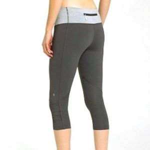 Lululemon Gray Cropped Legging